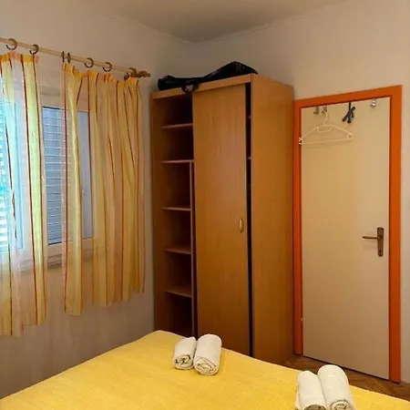 Apartment With A Parking Space Bol, Brac - 12980 Bol